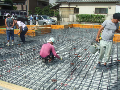 島本町で新築工事で基礎が着工　松下建設